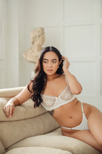 Load image into Gallery viewer, Cloud Bralette/White Lace
