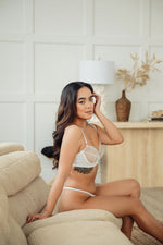 Load image into Gallery viewer, Cloud Bralette/White Lace
