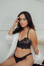Load image into Gallery viewer, Lola Longline Bralette/Black Lace
